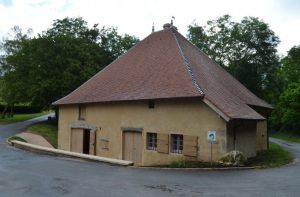 Site de la Roche à Jullié