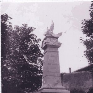 Le monuments aux morts de Lancié